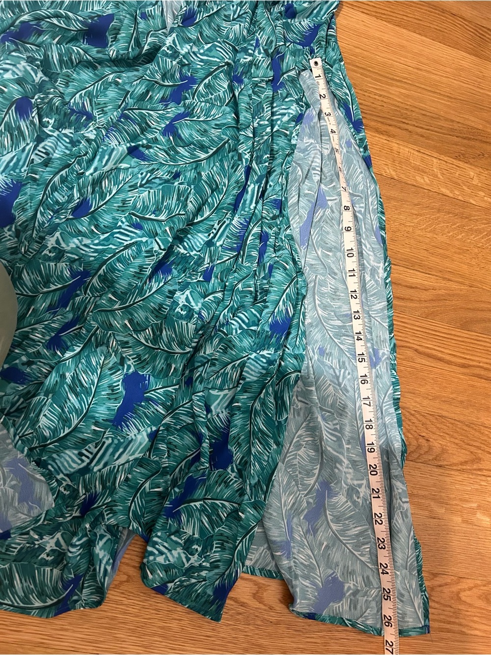 Women’s Sleeveless Maxi Dress, Size Small, Side Slits, V- Neck Resort Wear - Picture 8 of 10